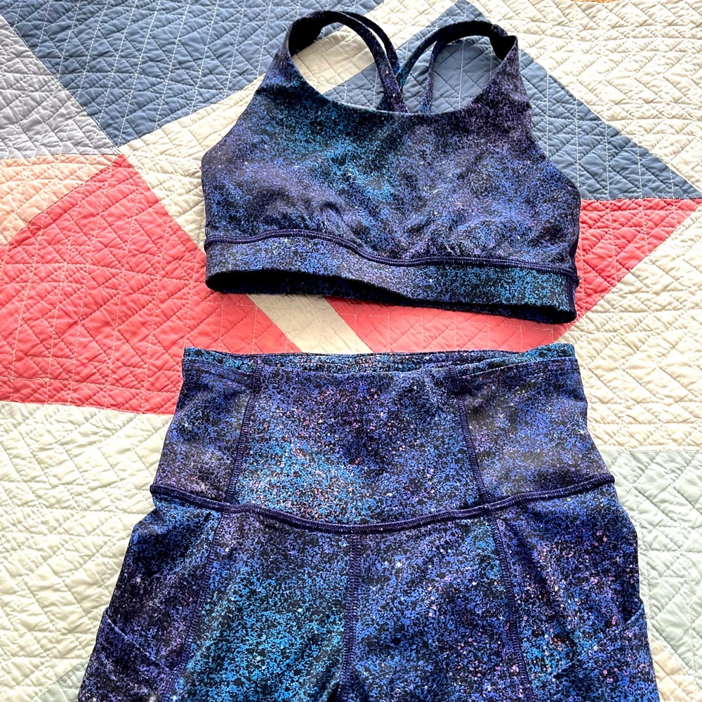 Beautiful galaxy Lululemon set size 2!! Fast and free copped and energy bra
